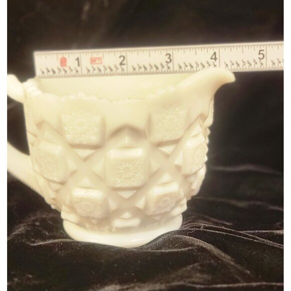 Vintage Westmoreland Milk Glass Creamer - Picture 12 of 14